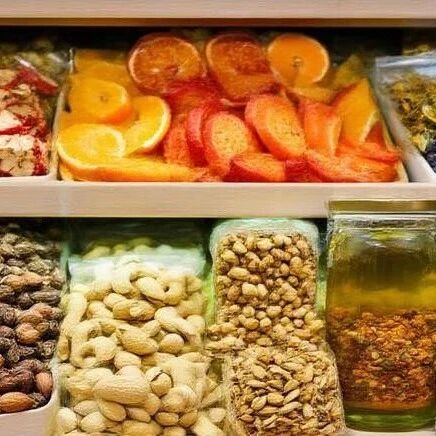 藥食同源零食化年增速30%，辦公室養(yǎng)生迎來枸杞軟糖、人參巧克力新時(shí)代